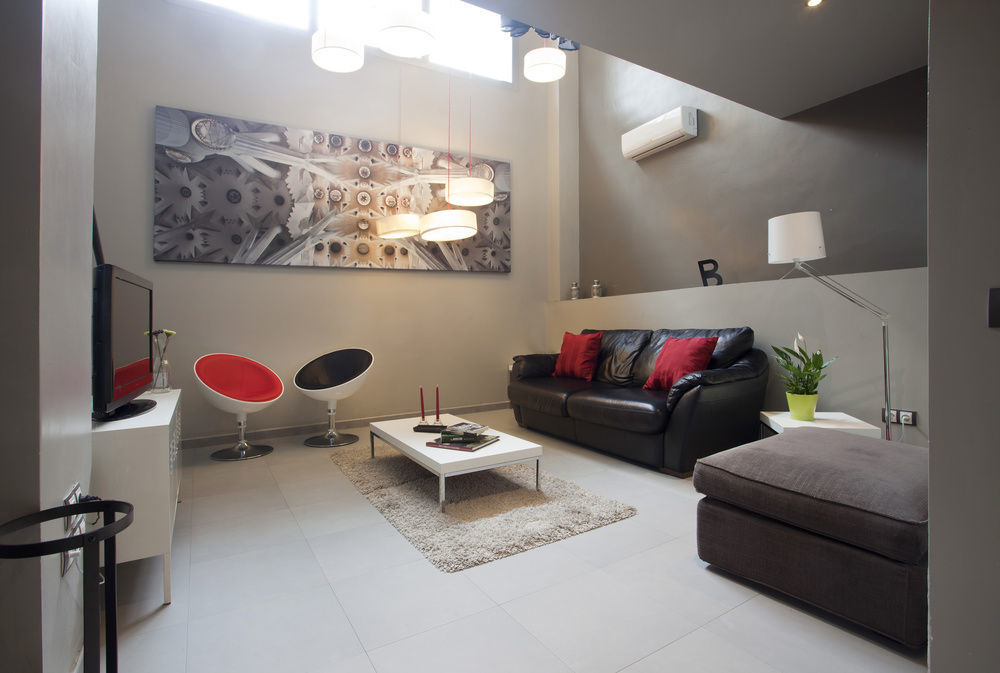 Casa Felipa Plaza Espana บาร์เซโลนา ภายนอก รูปภาพ