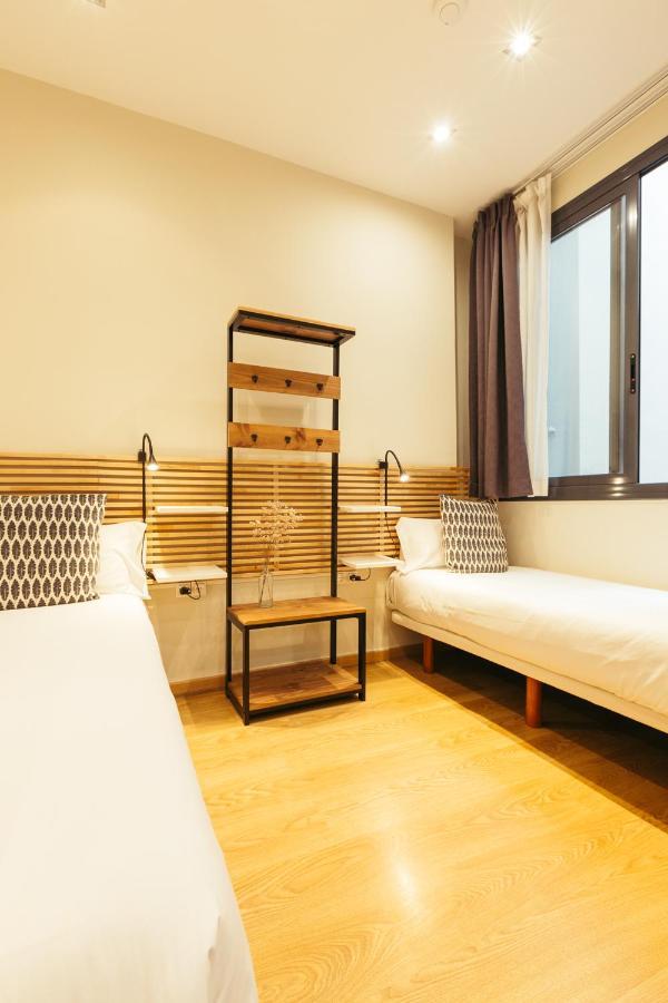 Casa Felipa Plaza Espana บาร์เซโลนา ภายนอก รูปภาพ